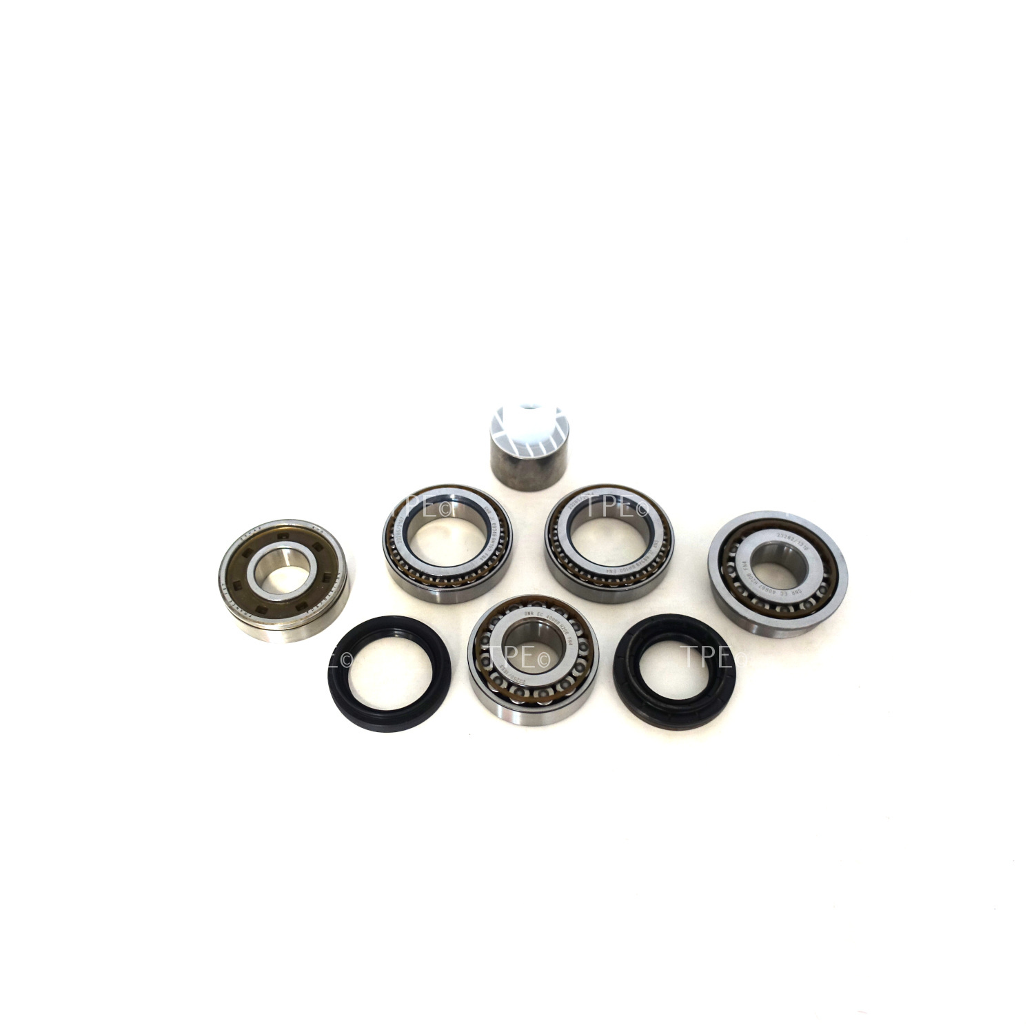 REN.KB.13 This kit is suitable for the following Transmission Codes:

JR5:
JR5-132, JR5-153, JR5-154, JR5-155, JR5-156, JR5-189, JR5-335, JR5-340, JR5-062, JR5-377, JR5-060, JR5-395, JR5-391, JR5-380, JR5-392